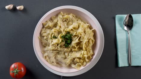 tagliatelle cremoso sencillo