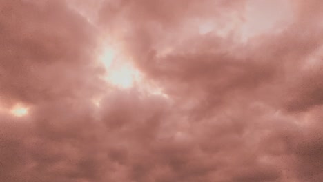 hermosa corta de la aldea india temporada de monzones nubes y árboles belleza de la naturaleza video 4k