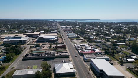 Vista-De-Drones-Rodeando-Harrison-Ave-Cerca-De-Us-Hwy-231-Y-Us-Hwy-98-En-Panama-City-Fl