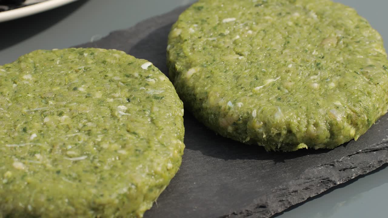 Raw Spinach Patties