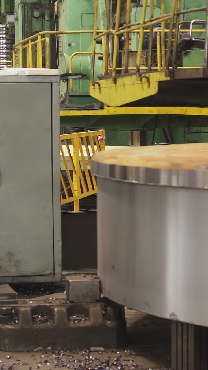 Industrial Metalworking with Heavy Machinery