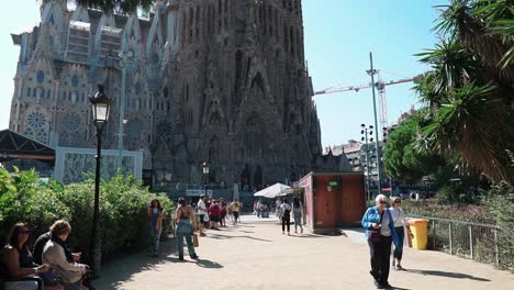 sagrada familia in barcelona