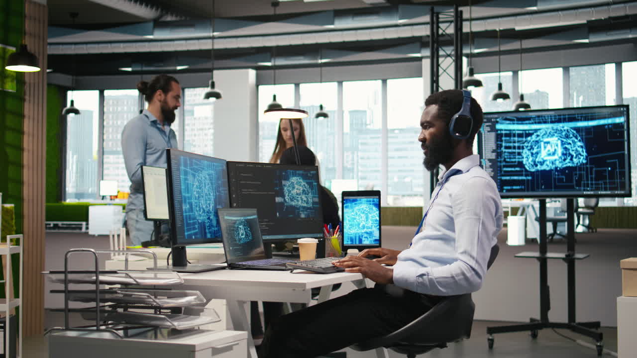 Admin In Office Relies On Ai Machine Learning To Run Tasks Across Devices