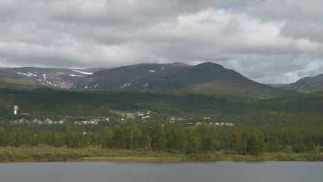 Timelapse-of-Hemavan-village-city,-in-Northern-Sweden-close-to-the-Norwegian-border,-Summer-time