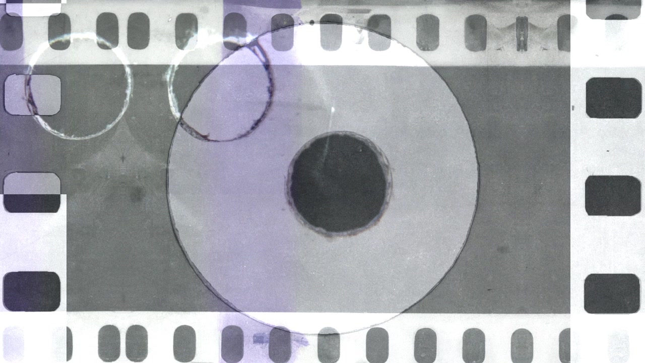 Superposition de film vintage avec cercles abstraits et rayures