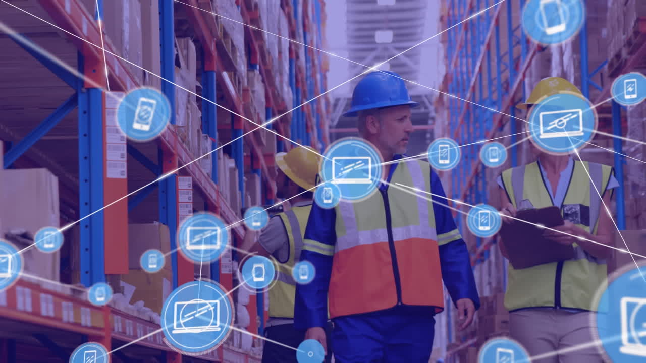 red de iconos digitales contra los trabajadores caucásicos hombres y mujeres discutiendo en el almacén