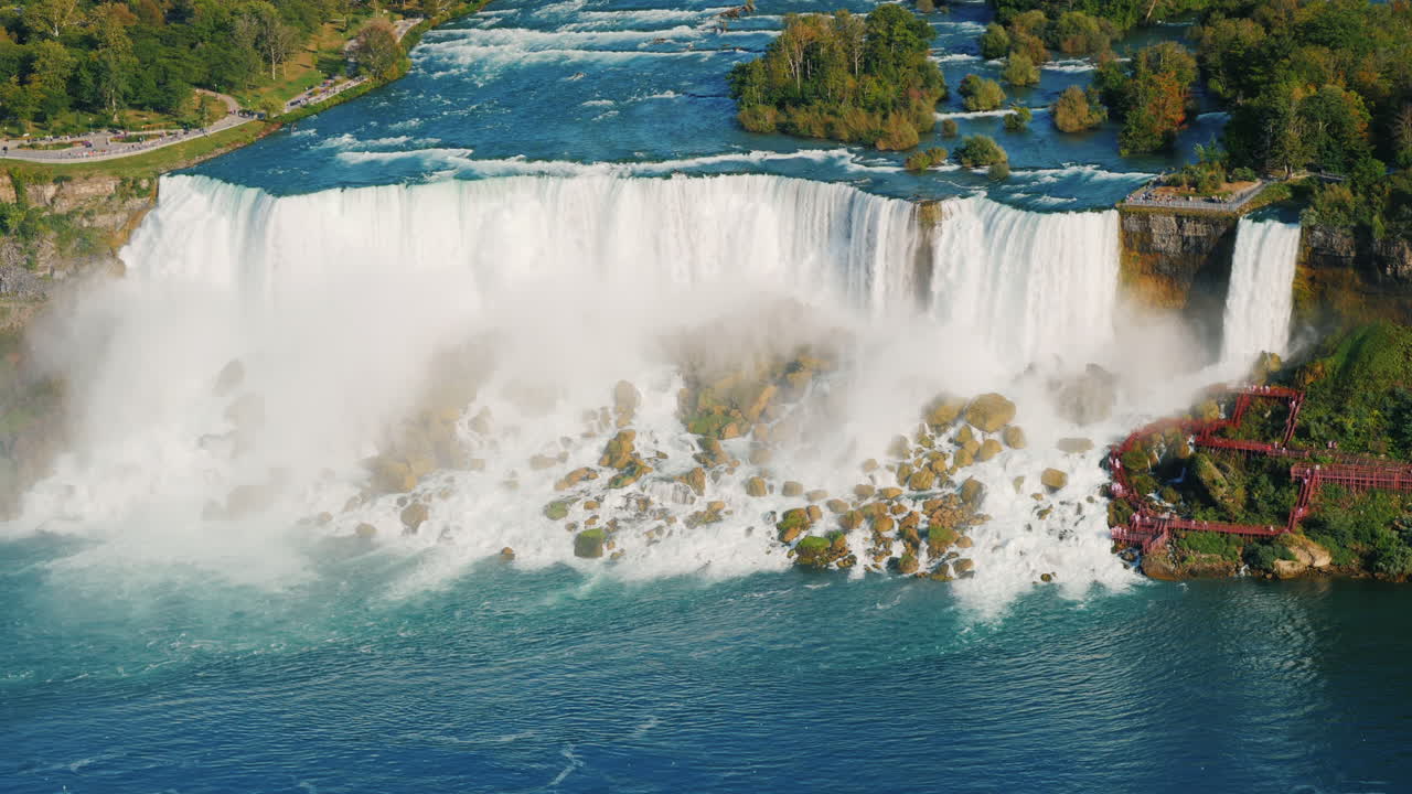 위에서 떨어지는 나이아가라