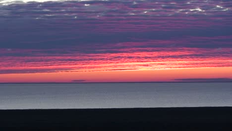 Ein-Schöner-Sonnenuntergang-Hinter-Dem-Aralsee-In-Kasachstan-Oder-Usbekistan