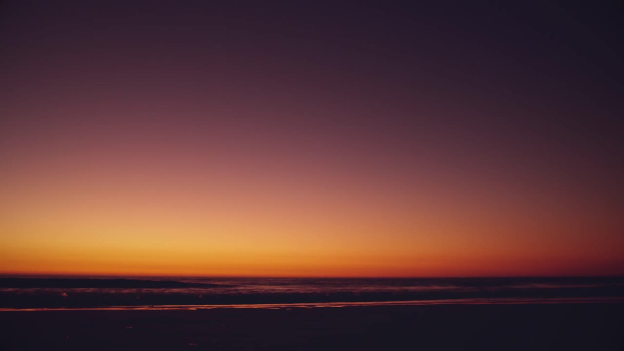 바 ⁇ 가에 있는 젊은 부부