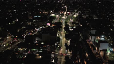 Nighttime-drone-flight-over-the-Del-Valle-neighborhood,-an-important-and-real-state-area-in-CDMX