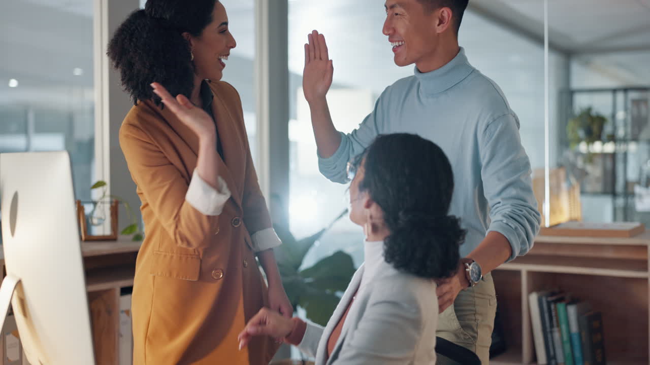 비즈니스, 사람들, 그리고 팀워크를 위해 하이 파이브