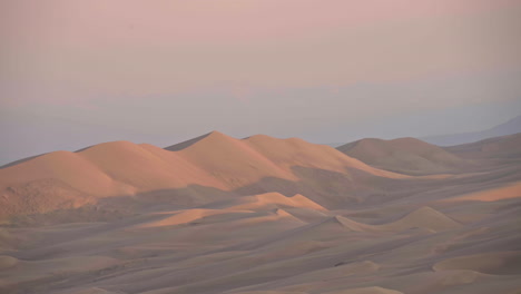 Beautiful-morning-light-hitting-large-sand-dunes