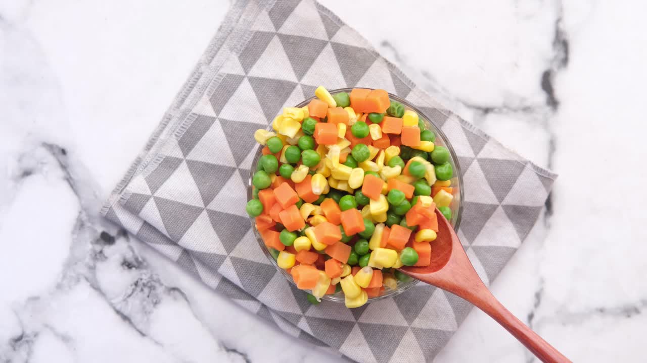 verduras mezcladas en un cuenco