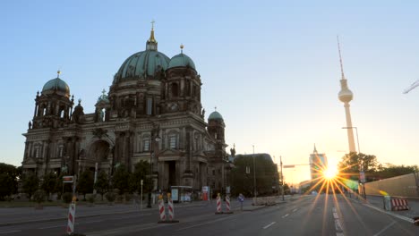 berliner dom at sunrise