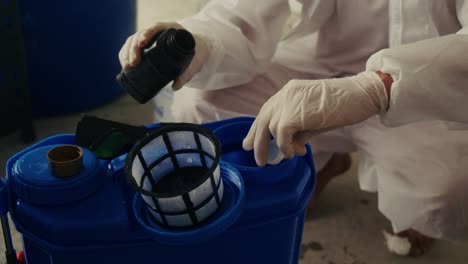 filling and maintaining a sprayer