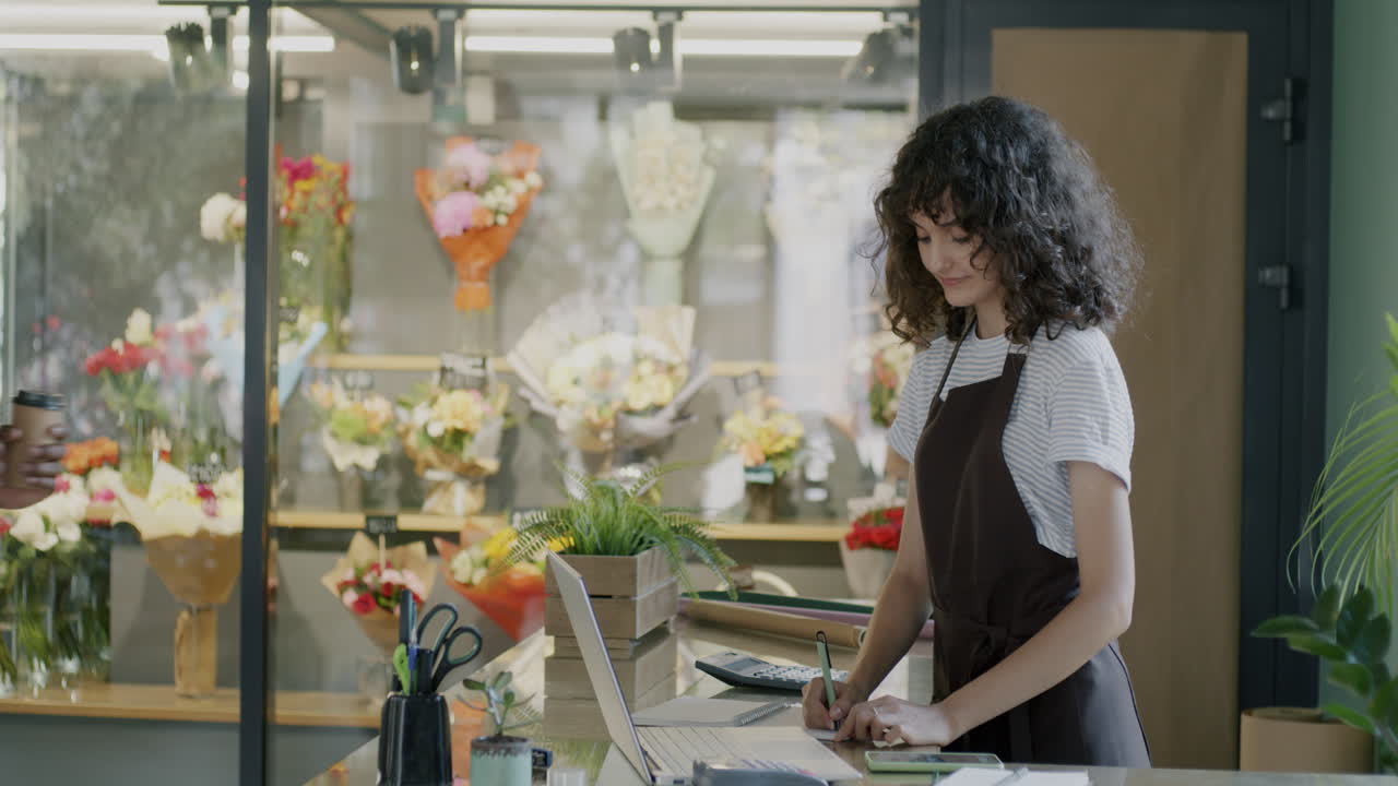 Customer Service Interaction at a Florist Shop