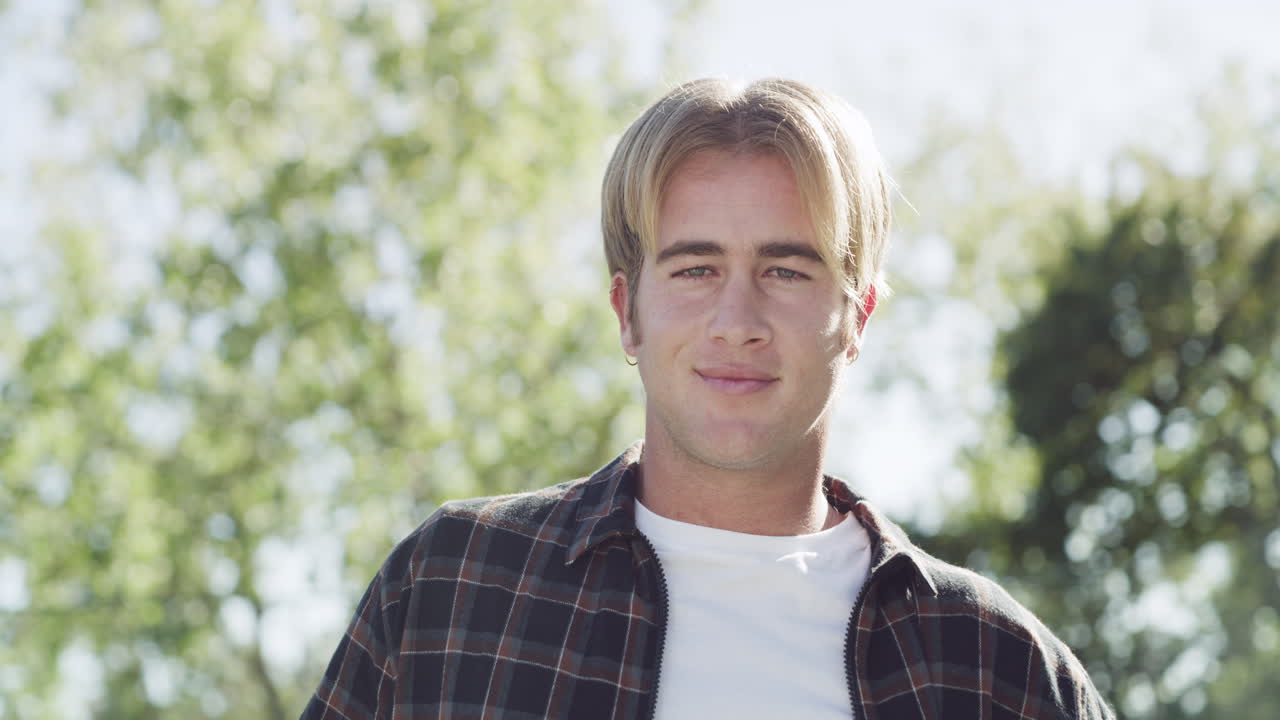 I'm bringing the 90s style back