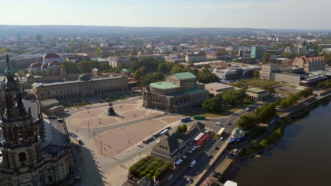 paisaje de la ciudad de dresde zwinger, iglesia, ópera en el elba
