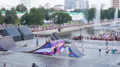 bike tricks show in city park