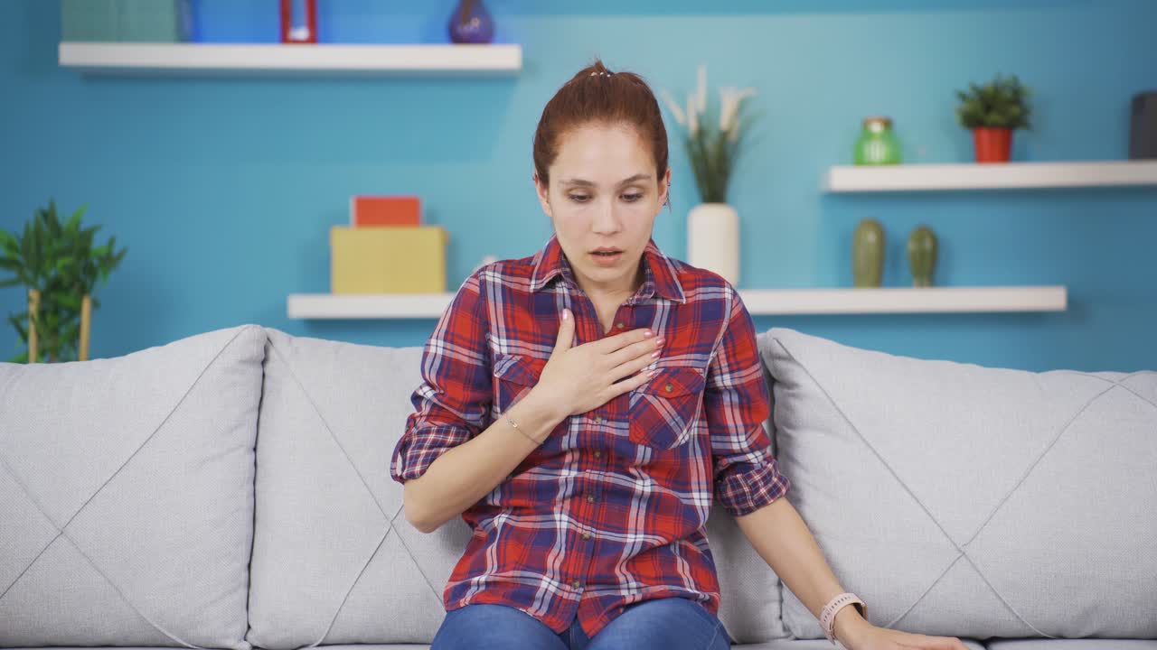 el paciente pulmonar está experimentando dificultad para respirar.