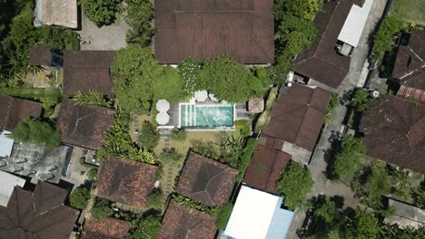 Vista-De-Drones-De-La-Villa-Y-Del-Hotel-En-Sukowati,-Gianyar