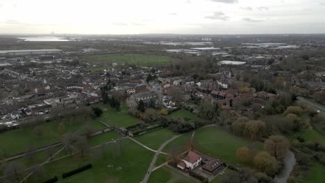 Imágenes-Aéreas-4k-De-La-Abadía-De-Waltham-Essex