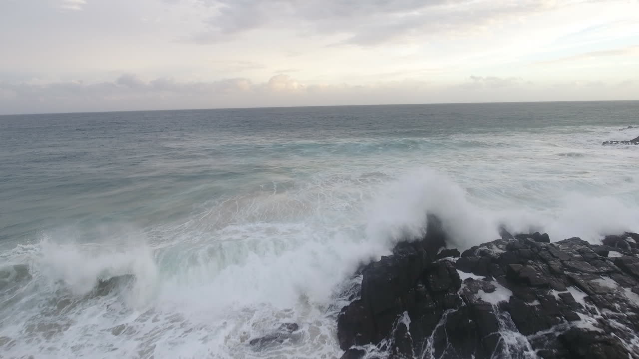 일출 때 남아프리카 공화국의 커피만의 영화 같은 공중 영상