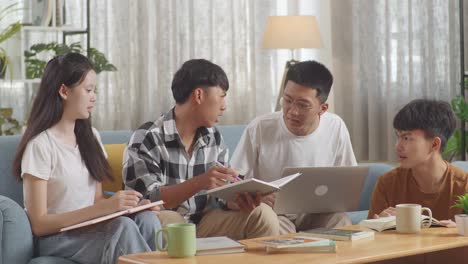 함께 공부하는 학생 그룹
