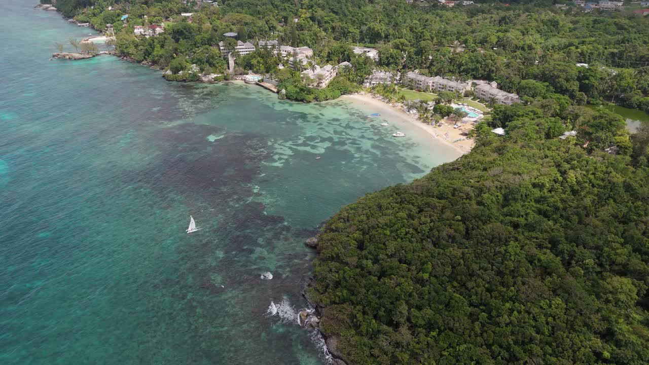 Ocho Rios, Jamaika'da gizli bir plaj