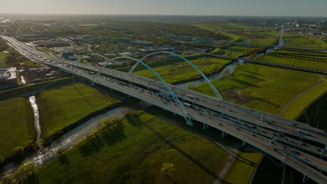 margaret mcdermott bridge and the highway in dallas