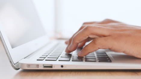 Closeup-of-an-admin-clerk-busy-with-a-meeting