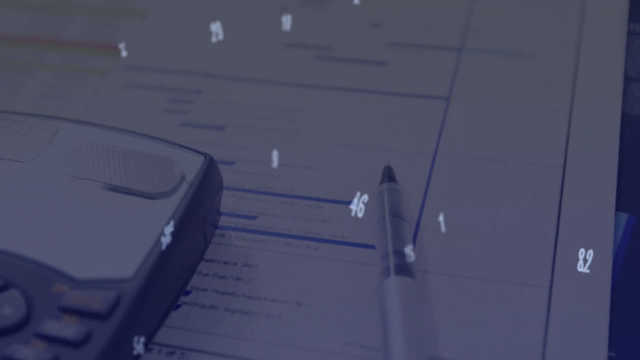 composición digital de múltiples números que caen contra múltiples equipos en el escritorio