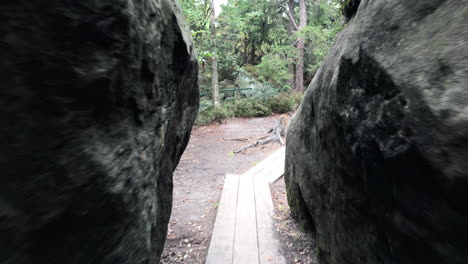 walk through the rock blocks