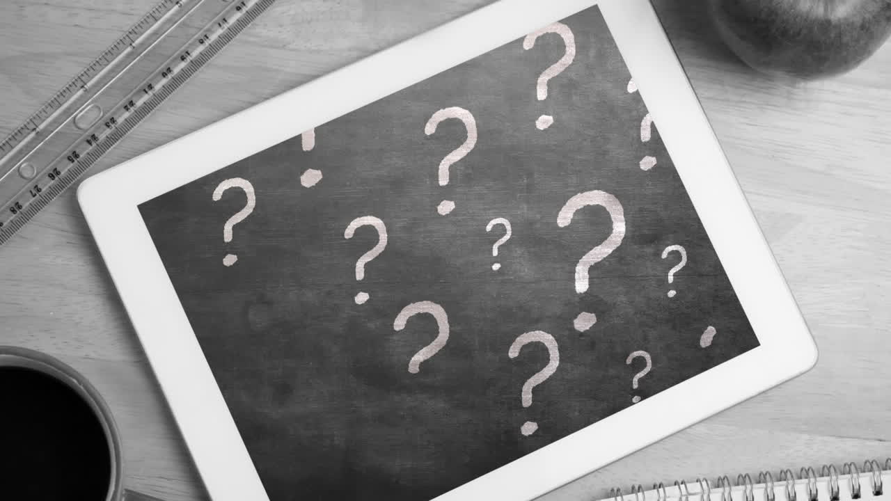 animación de una tableta digital que muestra signos de interrogación que aparecen en la pantalla