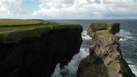 Acantilados-De-Kilkee,-Irlanda