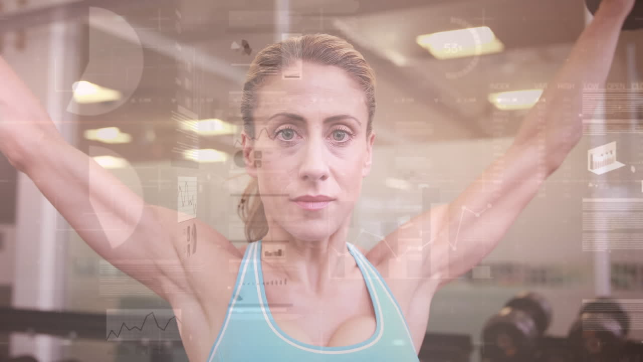 체육관 장비로 운동하는 강한 여성에 대한 데이터 처리 애니메이션