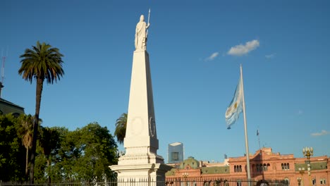 Low-angle-static-view-of-the-Pyramid-of-Plaza-de-Mayo,-in-Buenos-Aires,-Argentina