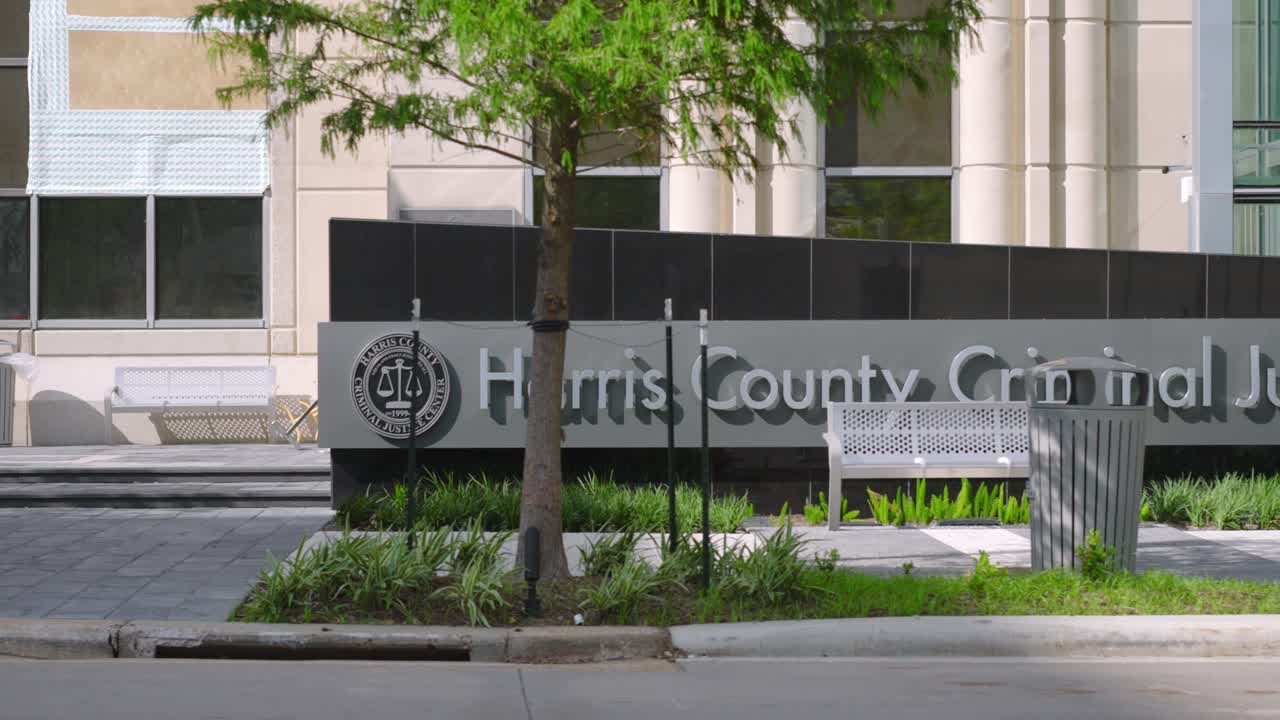 establecimiento de la toma del centro de justicia criminal del condado de harris en houston, texas