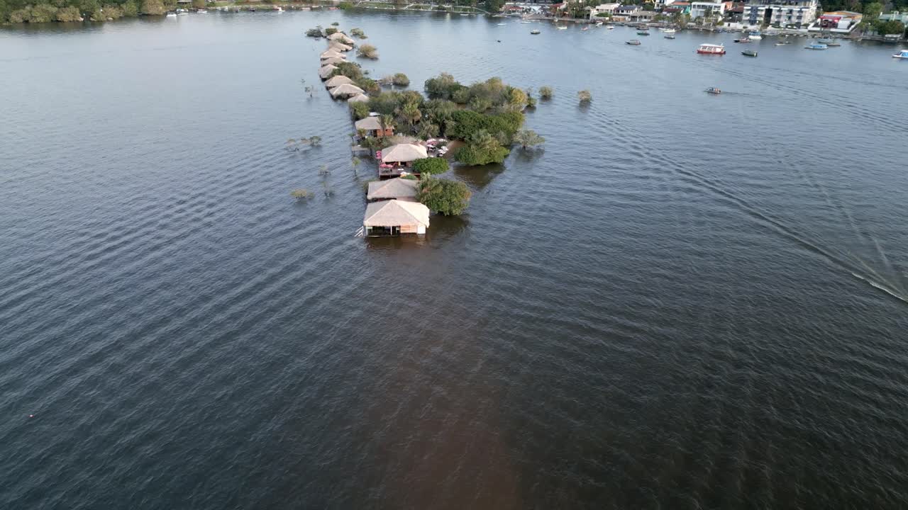 paisaje aéreo de drones en alter do chao brasil santarem isla do amor isla del amor en el río tapajos