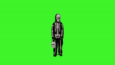 toma completa de un niño vestido con un disfraz de esqueleto llamando a la puerta truco o trato en halloween sosteniendo un cubo en forma de calabaza jack o'lantern contra la pantalla verde del estudio