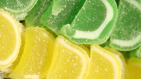 variedad de caramelos de goma de colores