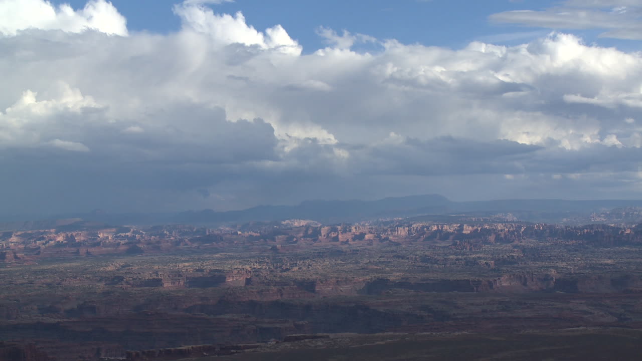 una vista panorámica de la región de canyonlands en el sureste de utah