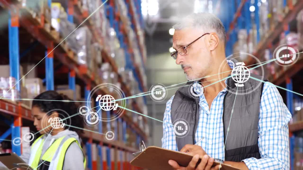 animación de redes de conexiones con iconos sobre personas que trabajan en el almacén