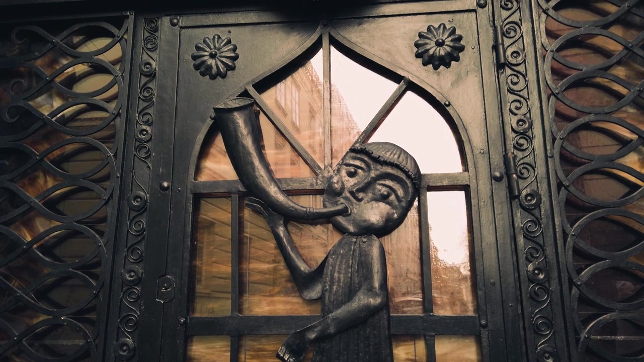 Alte Metalltür. Vintage-Hintergrund Nahaufnahme