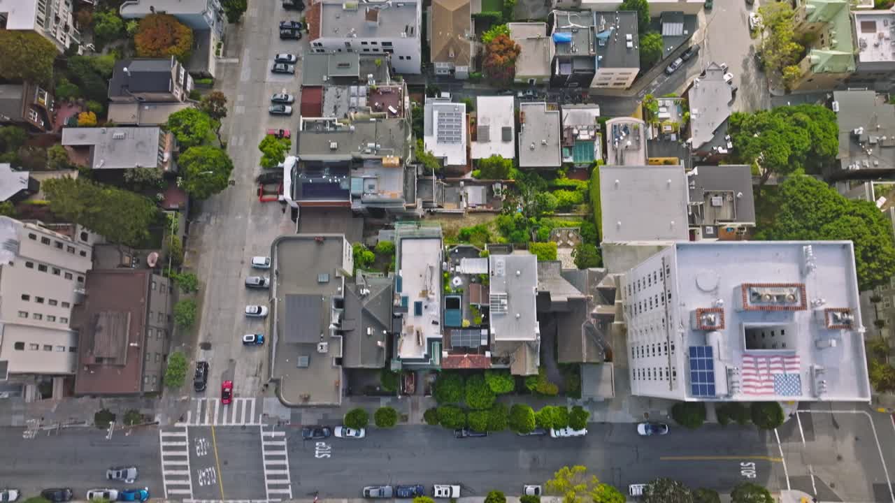 Typical street in a neighborhood of San Francisco California