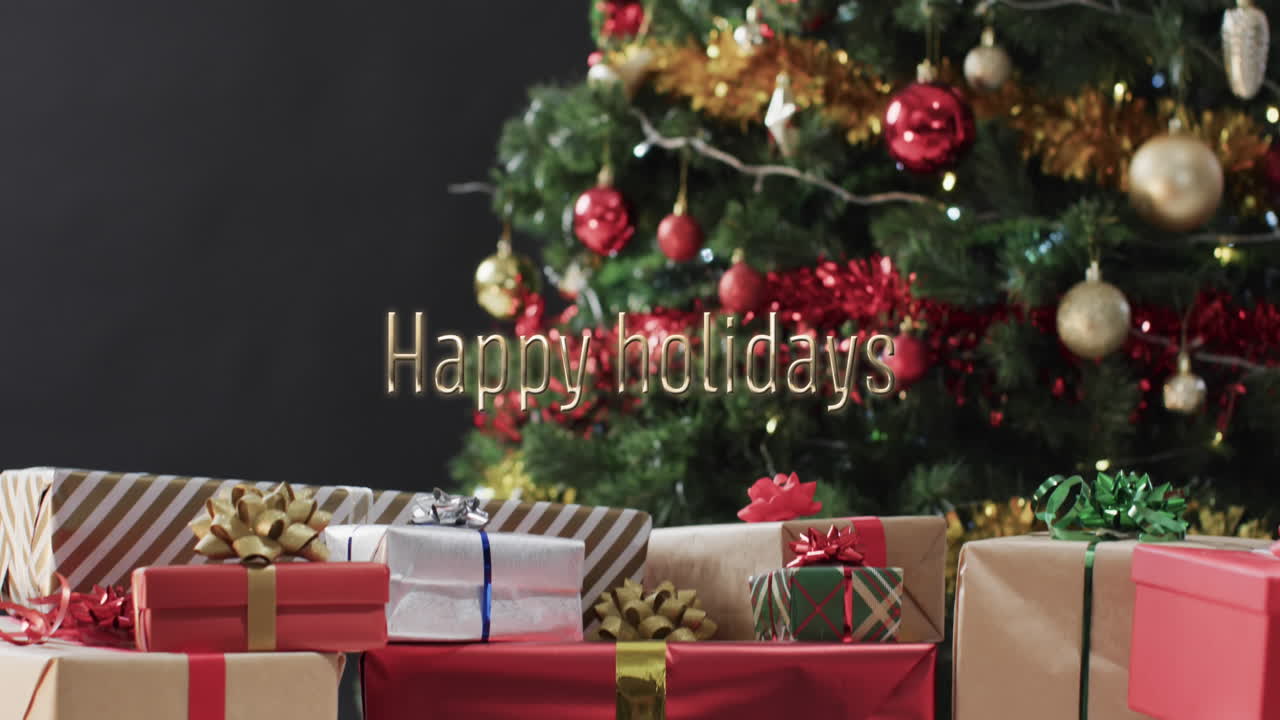 Kırmızı arka plan üzerinde küçük bir hediye tutan Noel Baba'nın elinin üzerinde Frohe Weihnachten yazısı