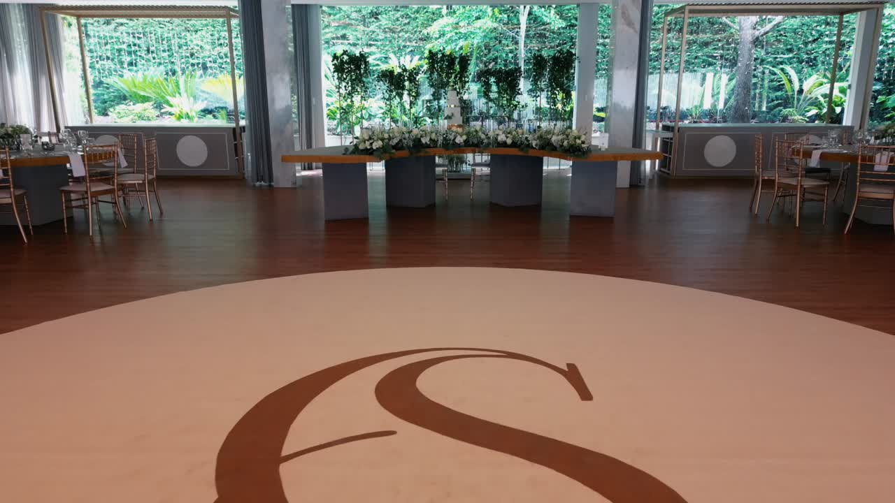 웨딩 테이블 드론 뷰 내부