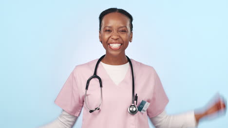Woman,-nurse-and-thumbs-up-for-medical-success
