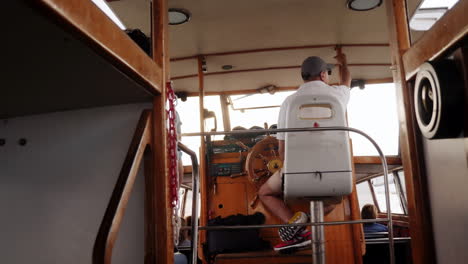 venice sea taxi skipper