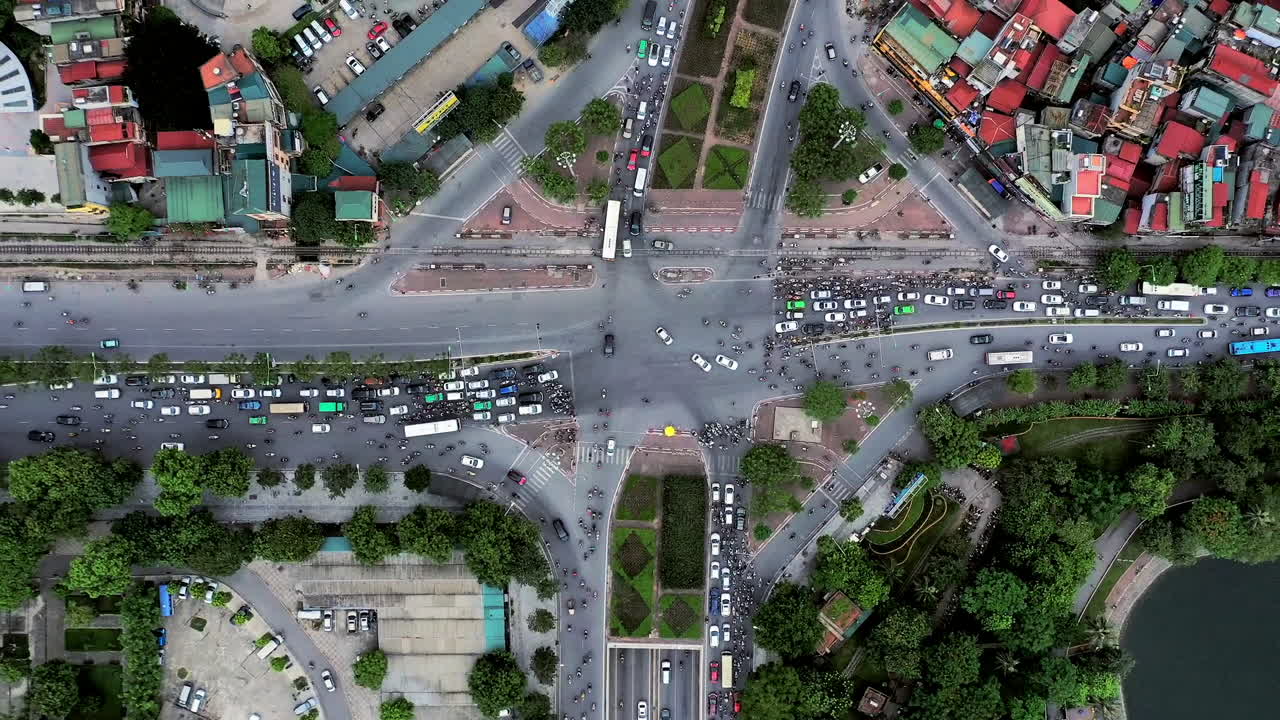 Everyone&rsquo;s got somewhere to be